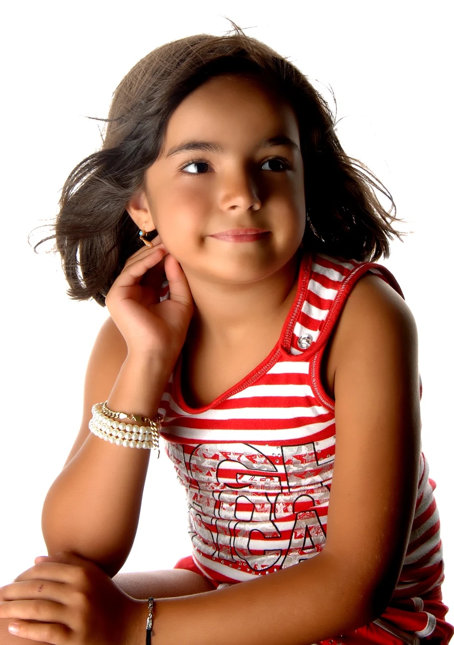 No.04468 Melis Aysal
